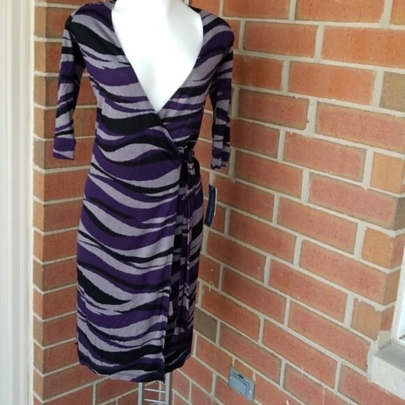 French connection wrap dress (4) - Picture 3 of 6